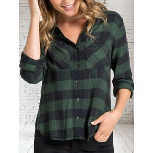 Women's Bella Dahl Plaid Collar Roll Tab Shirt, M, Green Black